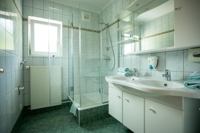 Appartements Caroline Ossiach Ngoại thất bức ảnh